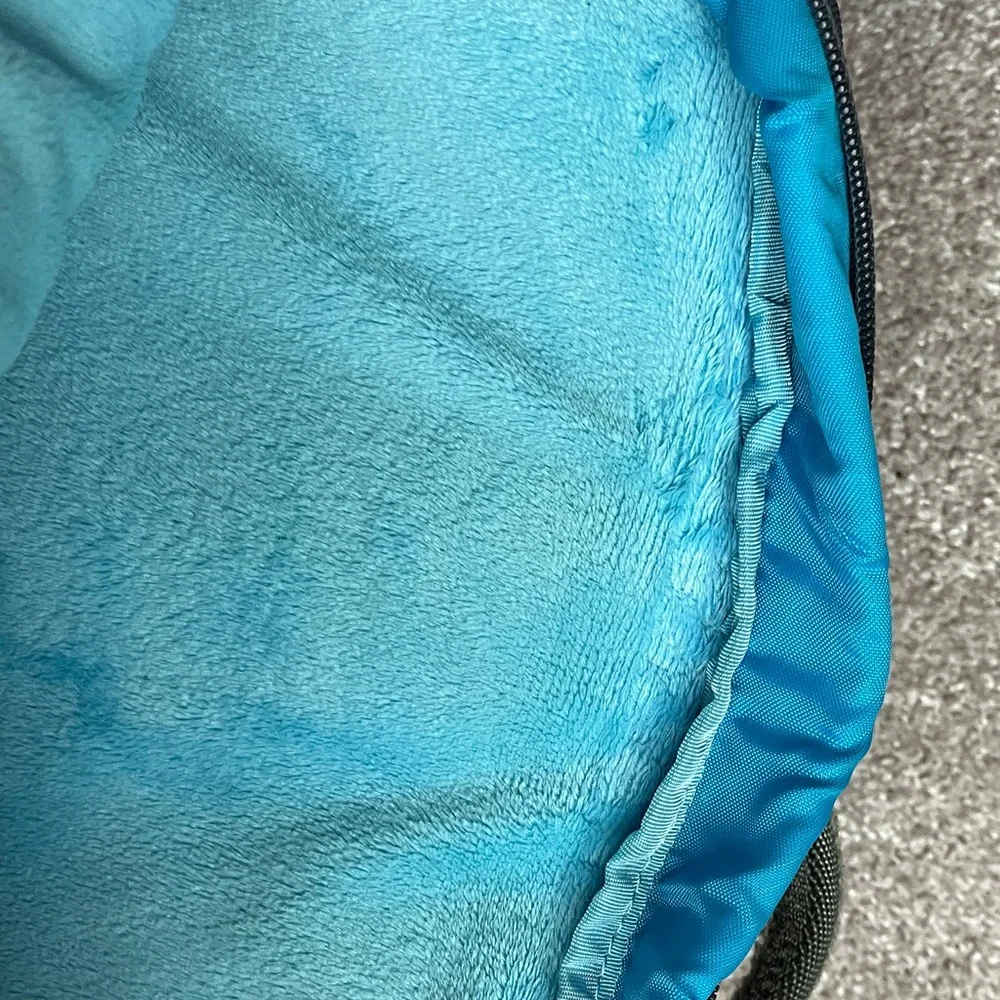 Incase Laptop Dark Turquoise/Teal Blue Messenger Bag – Padded & Plush Interior